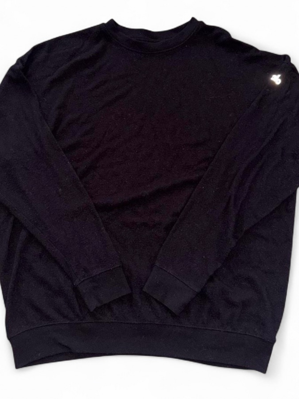 ALO Yoga Black Long Sleeve Shirt